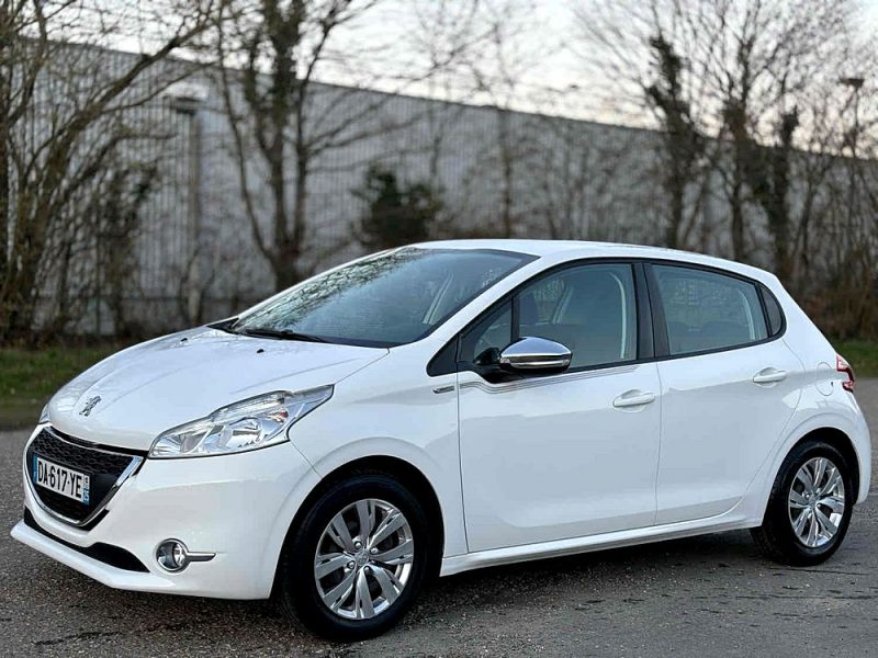 PEUGEOT 208 I 1.2 VTI 82 CH BVM5 URBAN SOUL