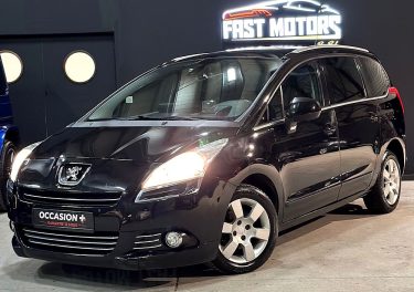 Peugeot  5008 2013