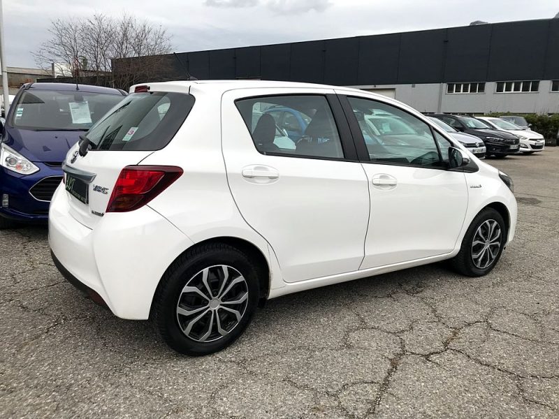 TOYOTA YARIS III ph2 - HYBRID - 100HSD DYNAMIC - GARANTIE 6 MOIS