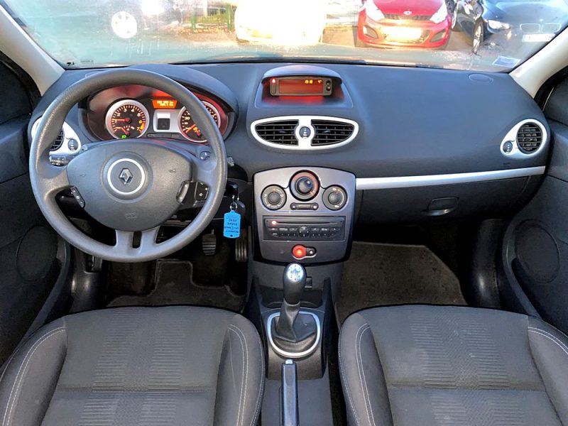 RENAULT CLIO III ESTATE 1.2TCe 100CV INITIALE 