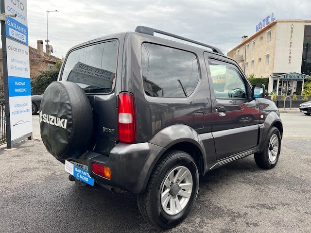 Suzuki Jimny 1.3 VVT 85 ch JLX 4 PLACES Boite Automatique 4x4