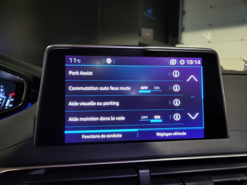 PEUGEOT 3008 II 1.2 PureTech 130cv GT Line BVM6 / APPLE CARPLAY/TOIT OUVRANT/CHARGEUR A INDUCTION