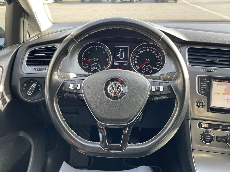 VOLKSWAGEN GOLF VII 