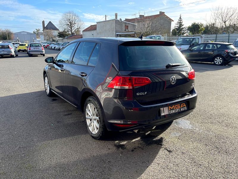 VOLKSWAGEN GOLF VII 