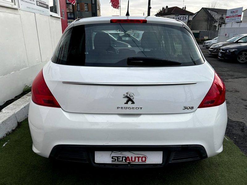 PEUGEOT 308 2011