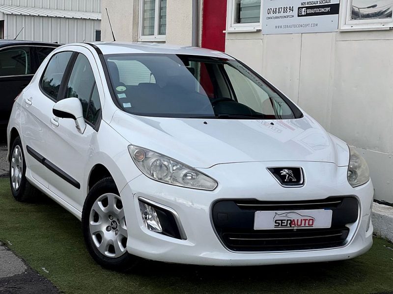 PEUGEOT 308 2011