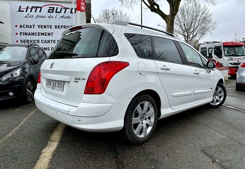 PEUGEOT 308 2013