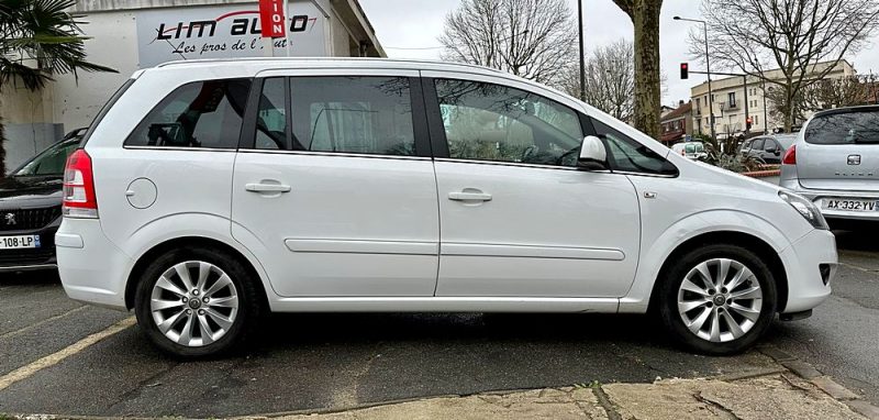 OPEL ZAFIRA 2013