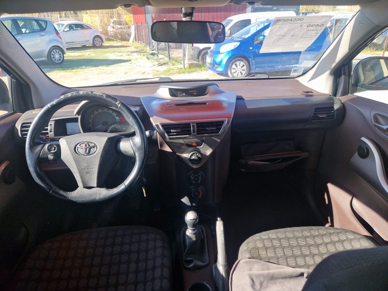 TOYOTA IQ 1,0 68CH CONFORT 2009 