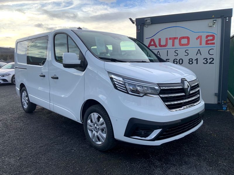 RENAULT TRAFIC FOURGON 2024