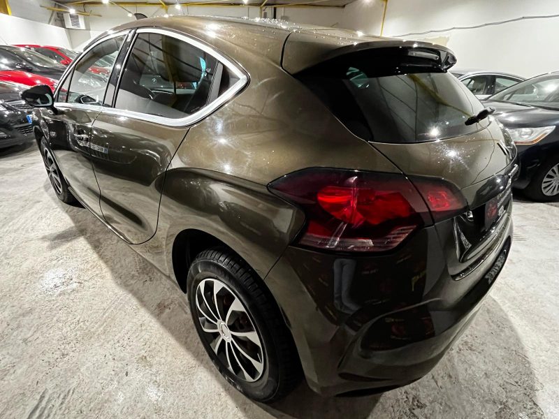 CITROEN DS4 2012