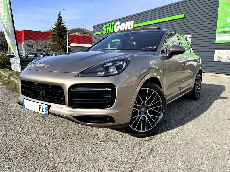 PORSCHE CAYENNE 2018