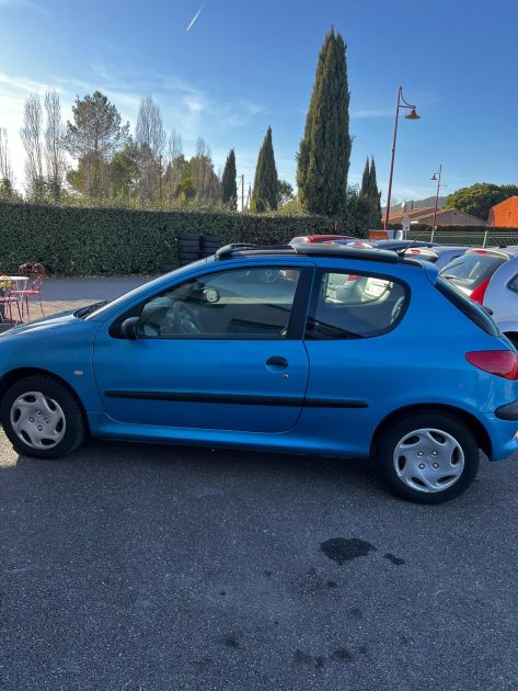 PEUGEOT  206 1.4HDI 70cv / Distribution Neuve / CT OK / Révisée 