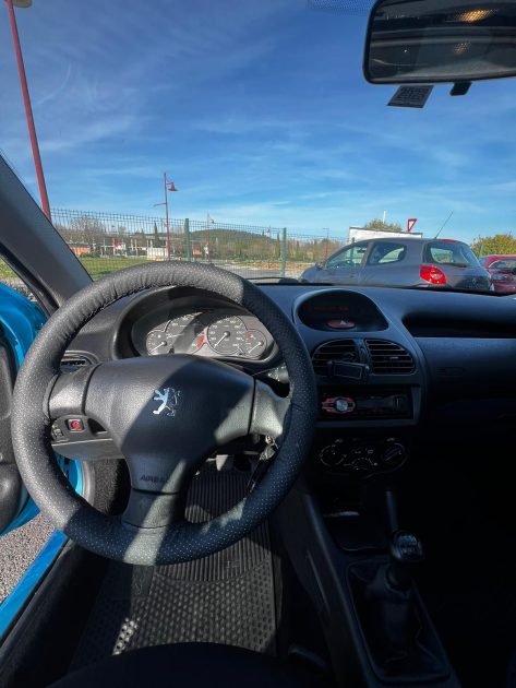 PEUGEOT  206 1.4HDI 70cv / Distribution Neuve / CT OK / Révisée 