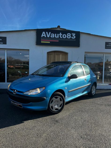 PEUGEOT  206 1.4HDI 70cv / Distribution Neuve / CT OK / Révisée 