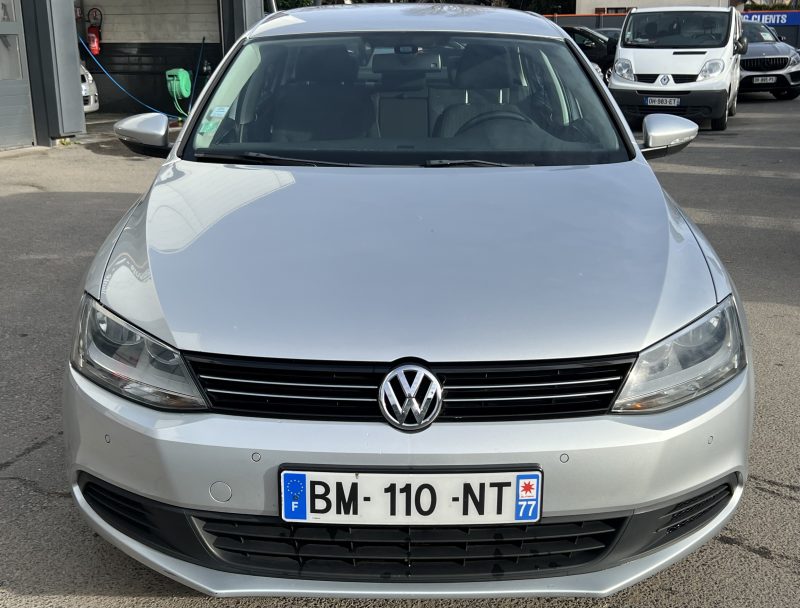 VOLKSWAGEN JETTA IV 2.0 TDI 140 Cv CONFORTLINE / CRIT AIR 2 - GARANTIE 1 AN