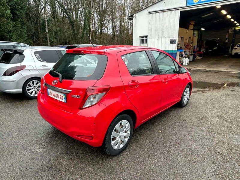 TOYOTA YARIS III 2012