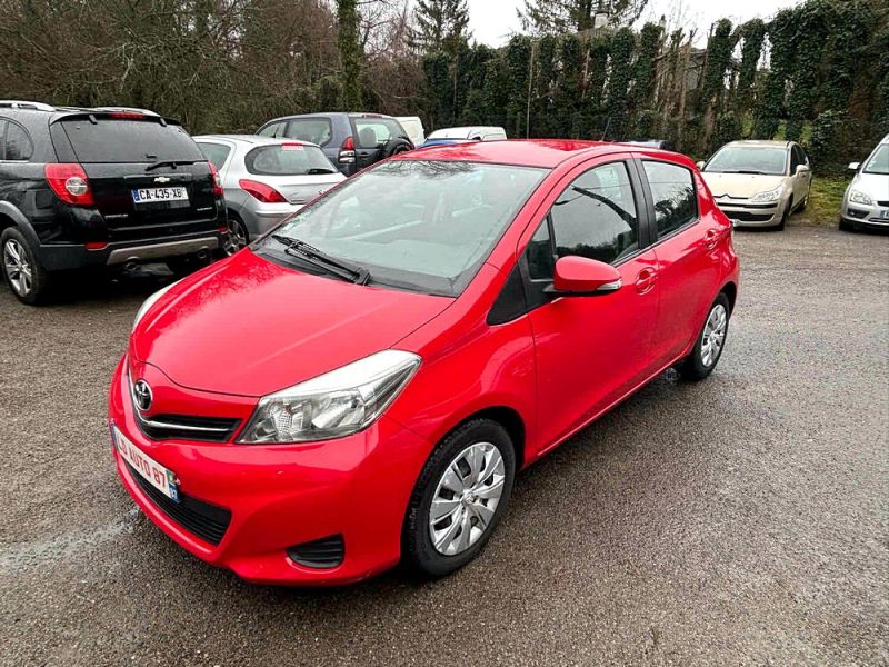 TOYOTA YARIS III 2012