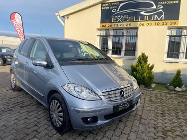 MERCEDES BENZ A 180 CDI BLEU CIELE 