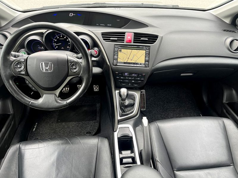 HONDA CIVIC 9 1.8 142CV EXECUTIVE - GARANTIE