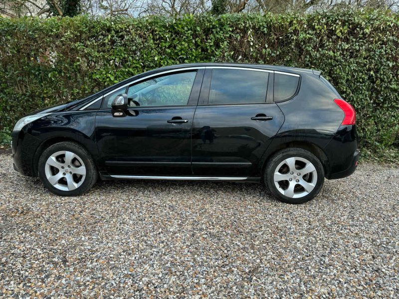 PEUGEOT 3008 Monospace 2011 2.0 HDi 150 / Blue HDi 150cv