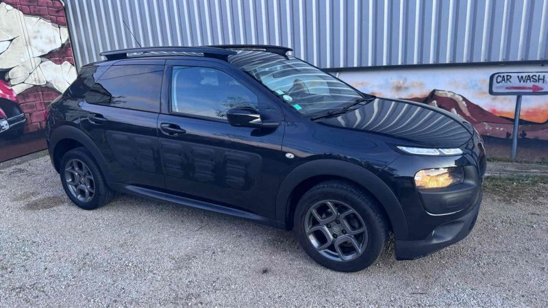 CITROEN C4 CACTUS 1.6 BlueHDi 100 / écran gps nav /camera de recul/reprise possible