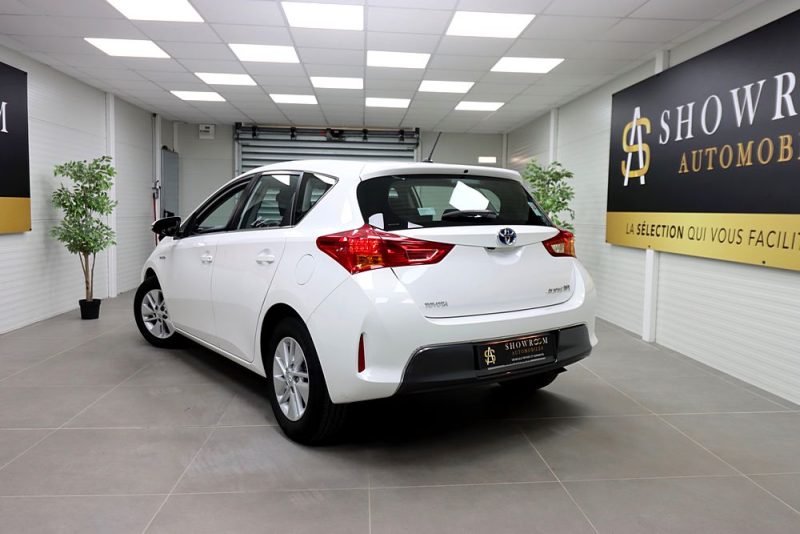 TOYOTA AURIS 2013