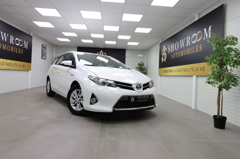 TOYOTA AURIS 2013