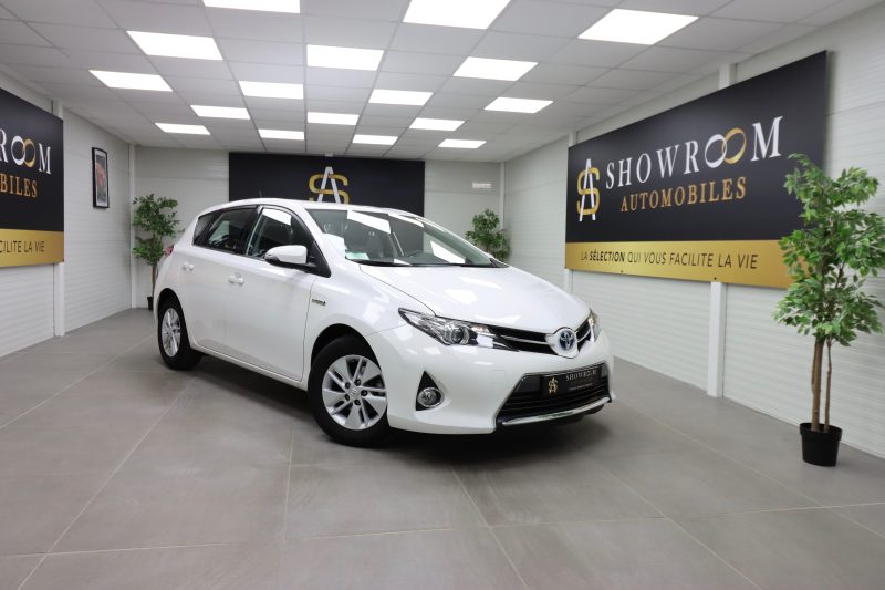 TOYOTA AURIS 2013