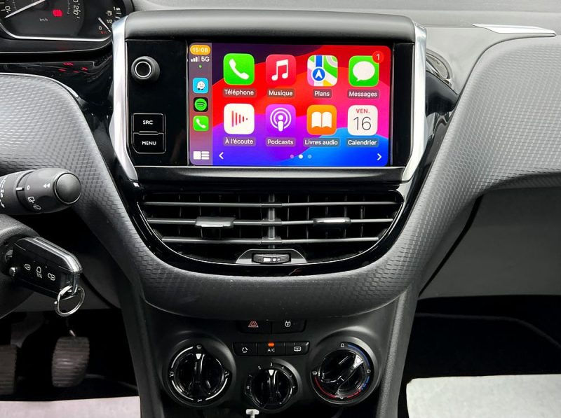 PEUGEOT 208 PHASE 2 STYLE 1.2 82 Cv GPS APPLE & ANDROID REGULATEUR 5 Pts CRIT AIR 1 - GARANTIE 1 AN