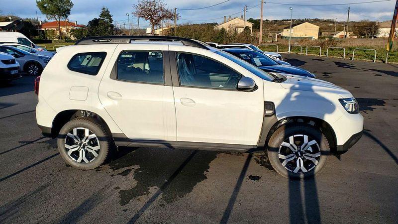 DACIA DUSTER bDCI 115 4WD EXPRESSION JA 17 TERGAN + RS