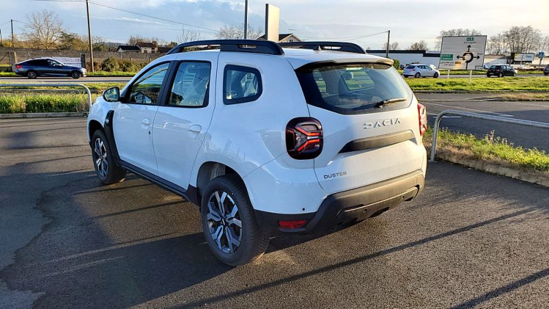 DACIA DUSTER bDCI 115 4WD EXPRESSION JA 17 TERGAN + RS