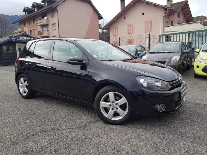 VOLKSWAGEN GOLF VI 2.0 TDi 11CV CONFORTLINE 