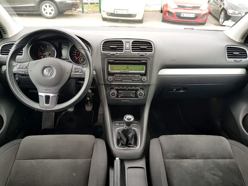 VOLKSWAGEN GOLF VI 2.0 TDi 11CV CONFORTLINE 