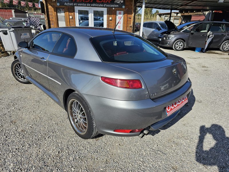 ALFA ROMEO GT 1,9 JTD 150 CH SELECTIV CUIR 60000 KM