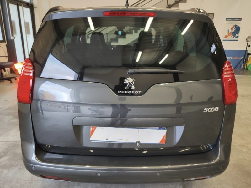 PEUGEOT 5008 PHASE 2 ALLURE 1.6 165 Cv BOITE AUTOMATIQUE 1ERE MAIN / 52 300 Kms - GARANTIE 1 AN