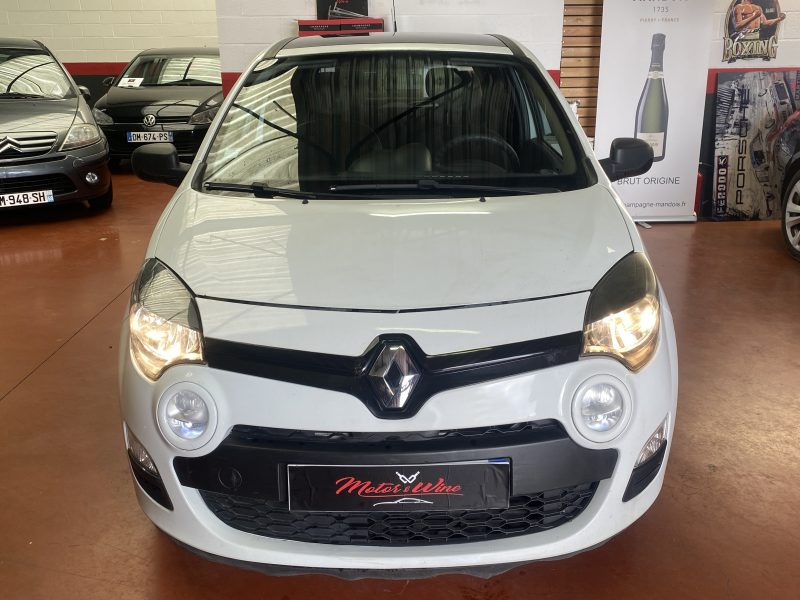 RENAULT TWINGO II 2013