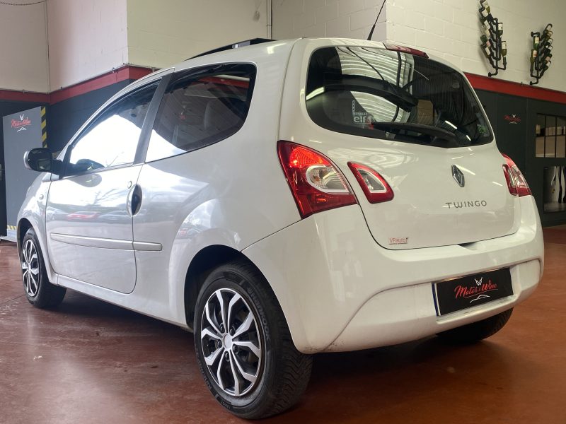 RENAULT TWINGO II 2013