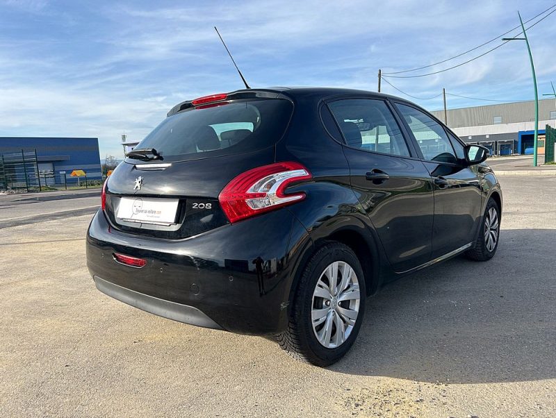 PEUGEOT 208 I 2014