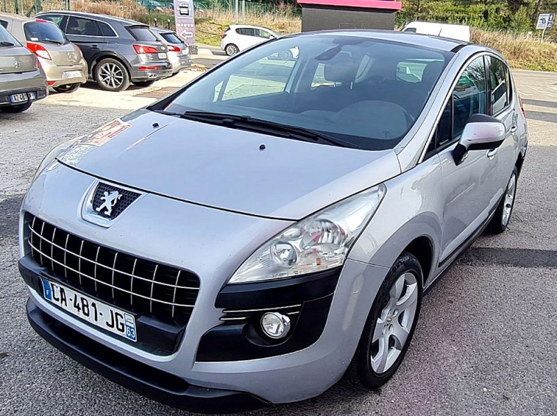 PEUGEOT 3008 2011