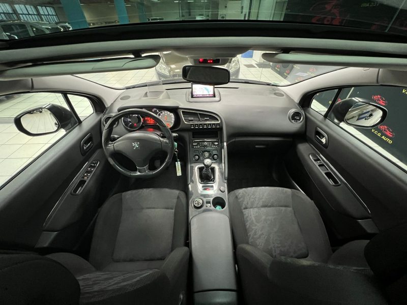 PEUGEOT 3008 1.6 HDi 109cv