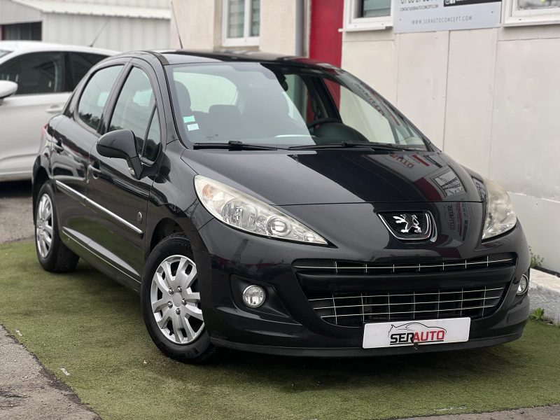 PEUGEOT 207 2012