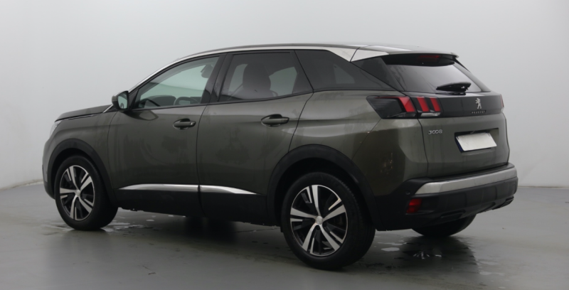 PEUGEOT 3008 SUV EAT8 ALLURE