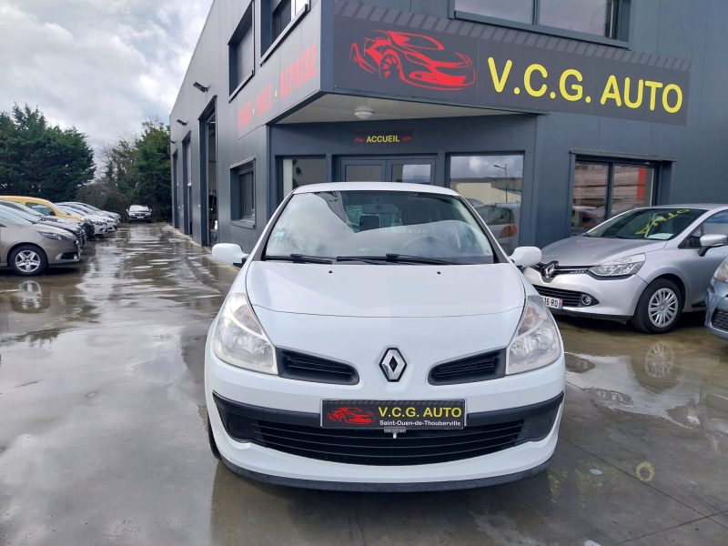 RENAULT CLIO III 1.5 dCi 70 Extreme foncé clim