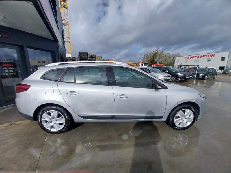 RENAULT MEGANE III Grandtour 1.5 dCi 110 champion