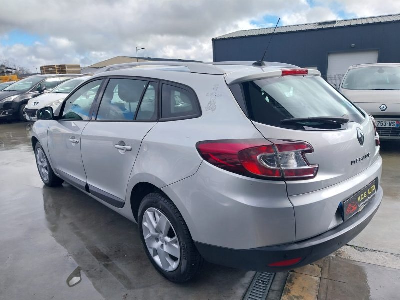 RENAULT MEGANE III Grandtour 1.5 dCi 110 champion