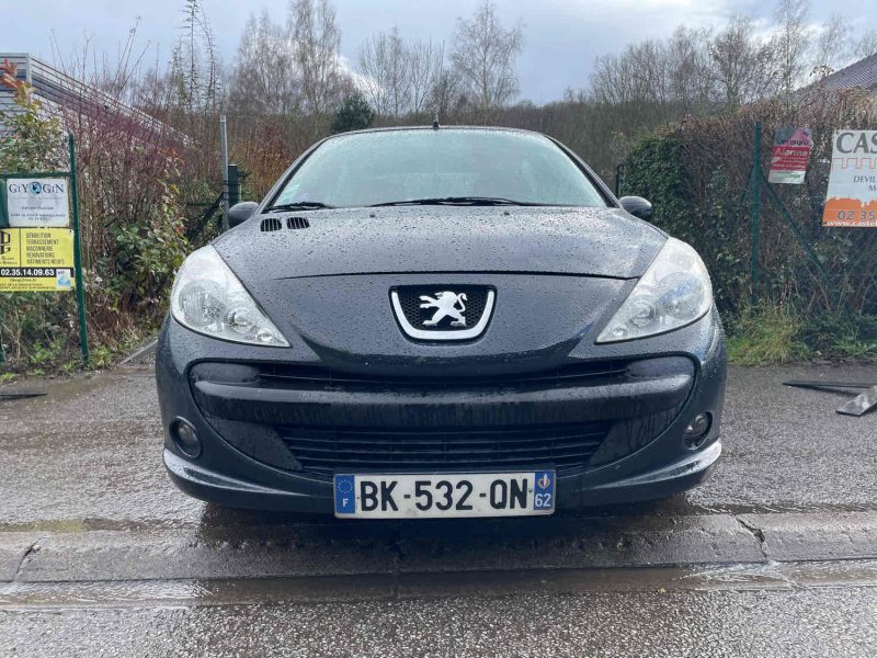 PEUGEOT 206+  1.4i 70CV