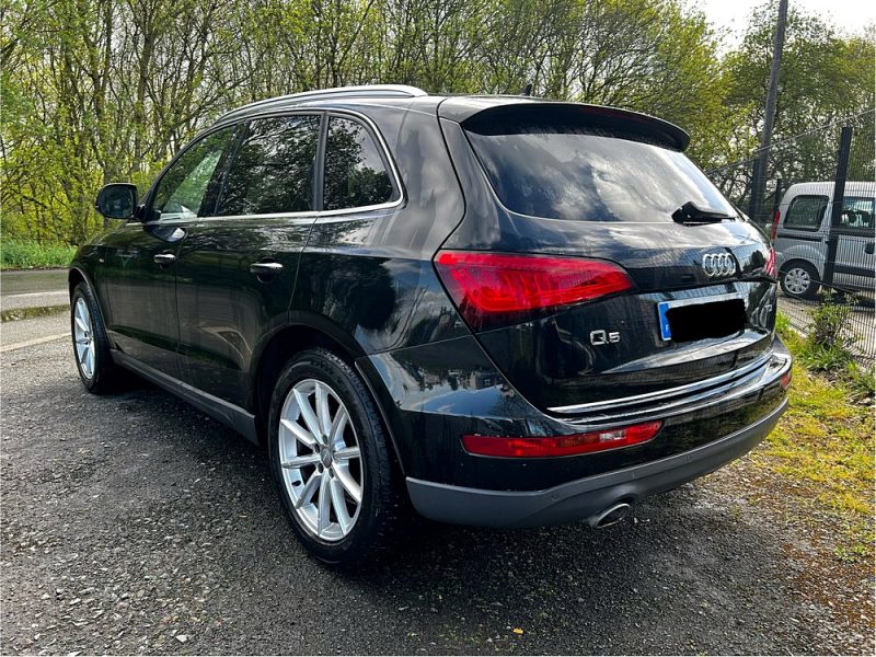 AUDI Q5 SLINE 2.5 TDI 150 CV ETAT NEUF