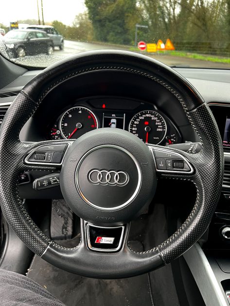 AUDI Q5 SLINE 2.5 TDI 150 CV ETAT NEUF