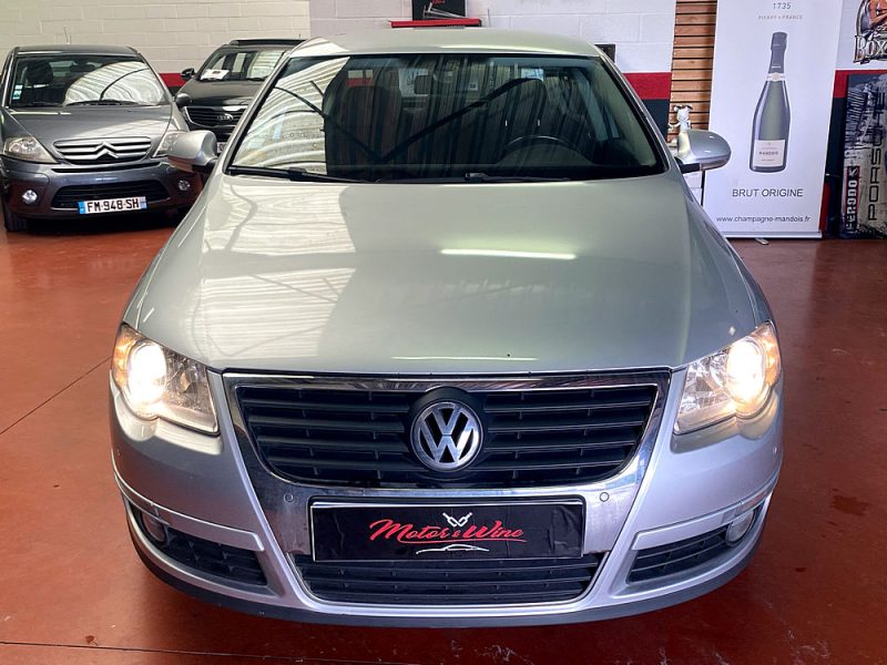 VOLKSWAGEN PASSAT 2008